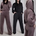 Велюровий костюм на блискавці з капюшоном укорочений